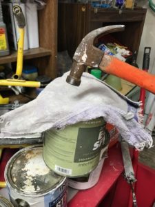 Paint storage - place a rag before hammering