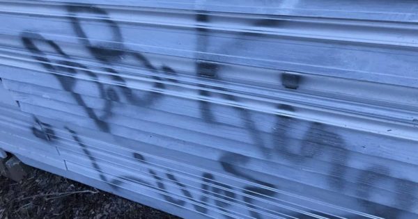 How To Remove Spray Paint From All Kinds Of Surfaces Brad The