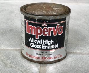 Oil-based paints are no longer the best paint for trim Oil-based paints are no longer the best paint for trim