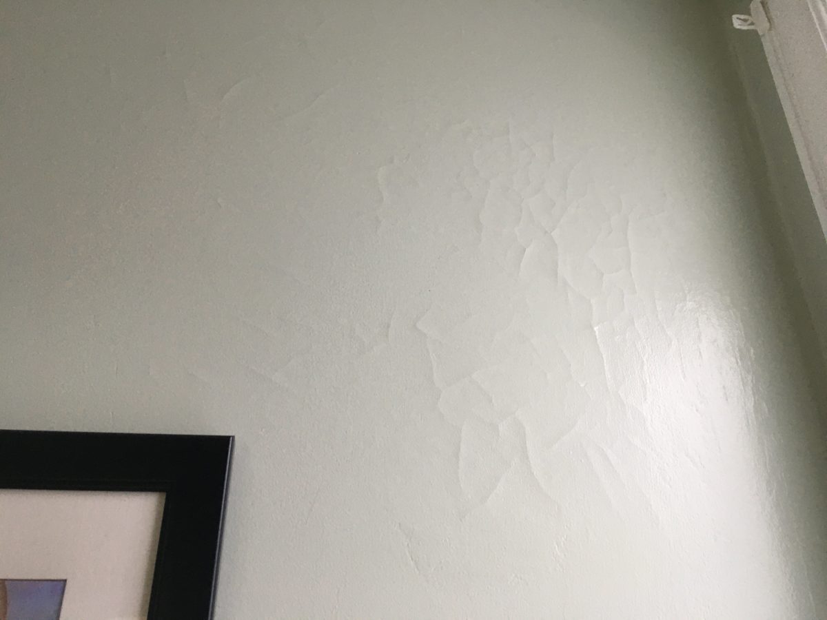 Problem wall paint cracking