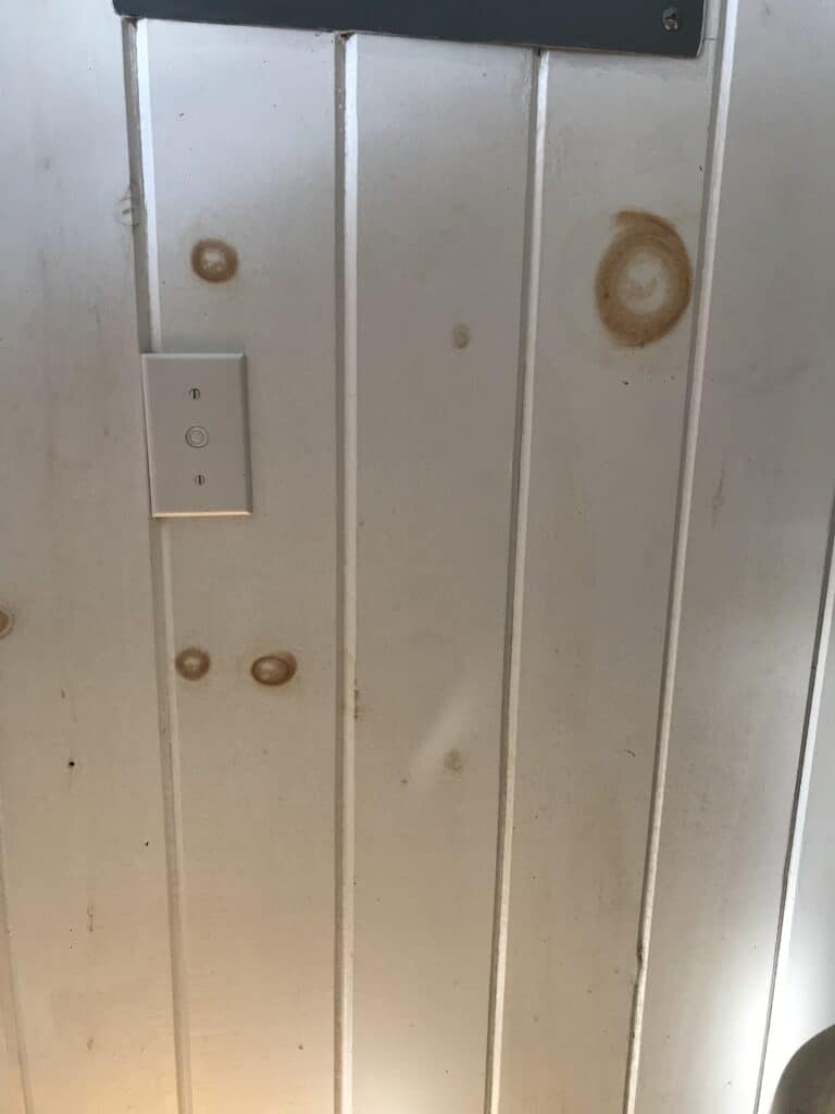 Wood Knots Bleeding Through Paint Seal Them Up Brad the Painter